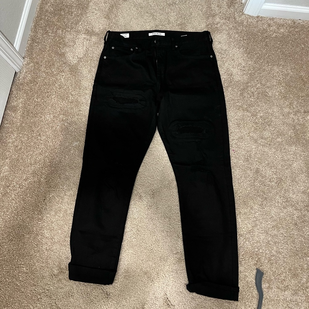 Pac Sun 32/32 Mens Ripped Style Jeans - never worn NWOT slim taper